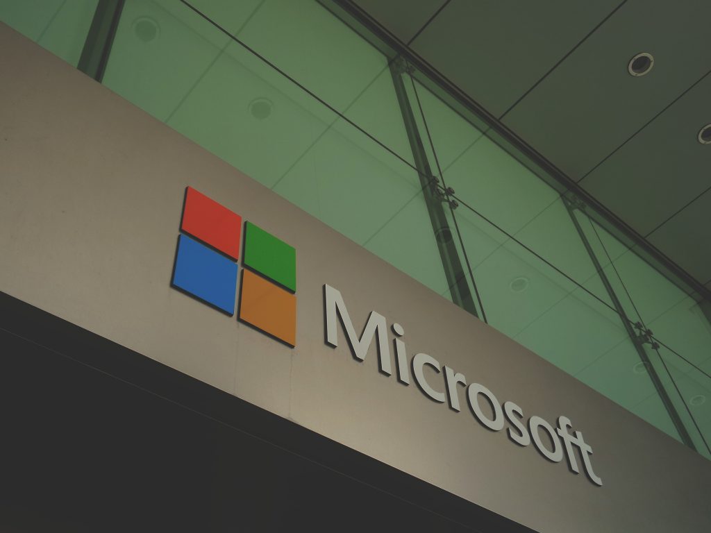 Microsoft Mengganti Karyawann Dengan Kecerdasan Buatan (AI)